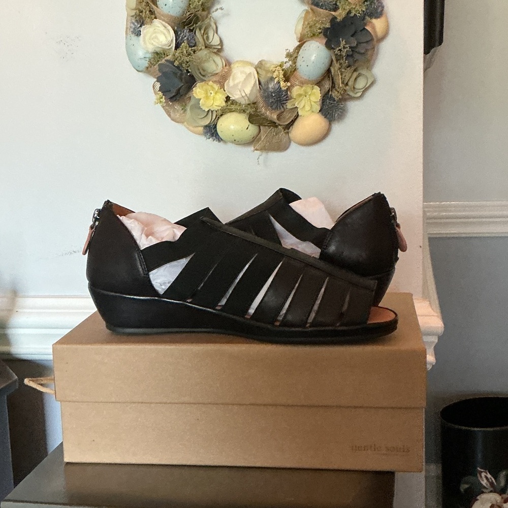 Gentle Souls Women’s Black Cutout Peep-Toe Wedge Sandals